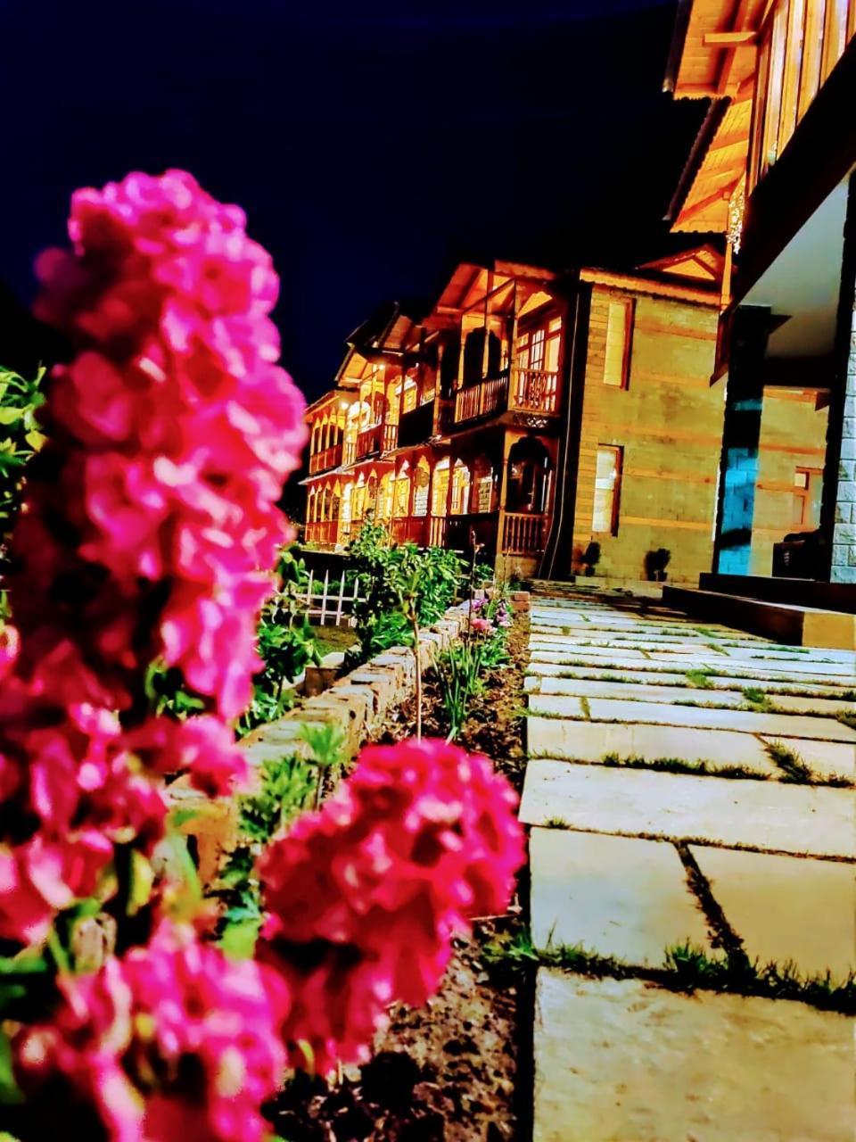 8Fold By Larisa, Jibhi Hotel ภายนอก รูปภาพ
